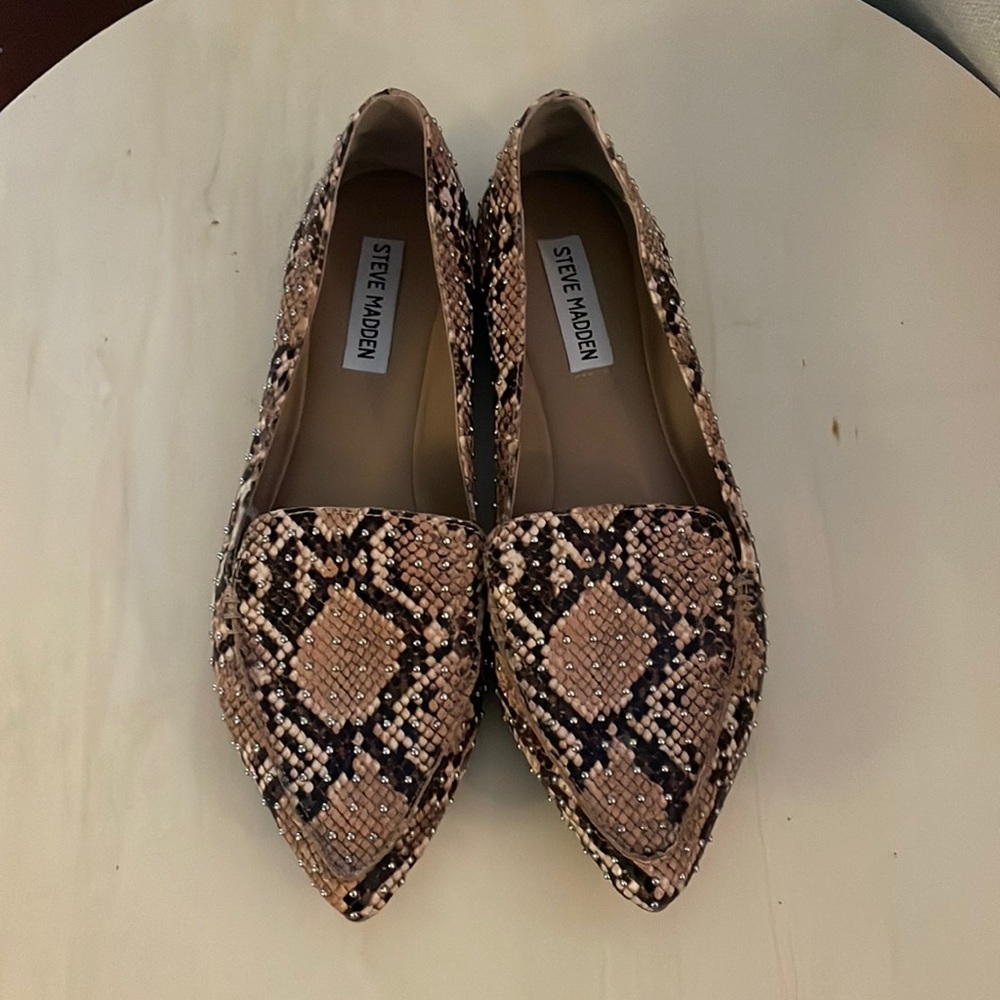 Steve Madden Snake Skin Studded Flats